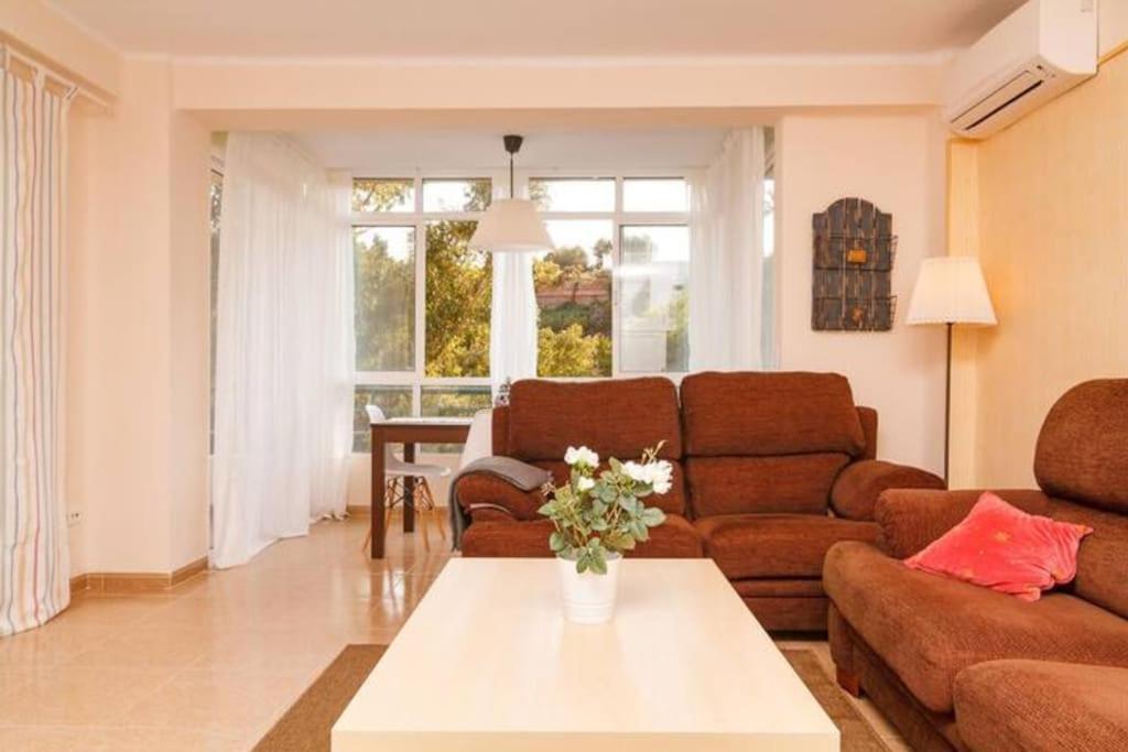 Piso Precioso Con Vistas Al Mar. Apartment Nerja Luaran gambar