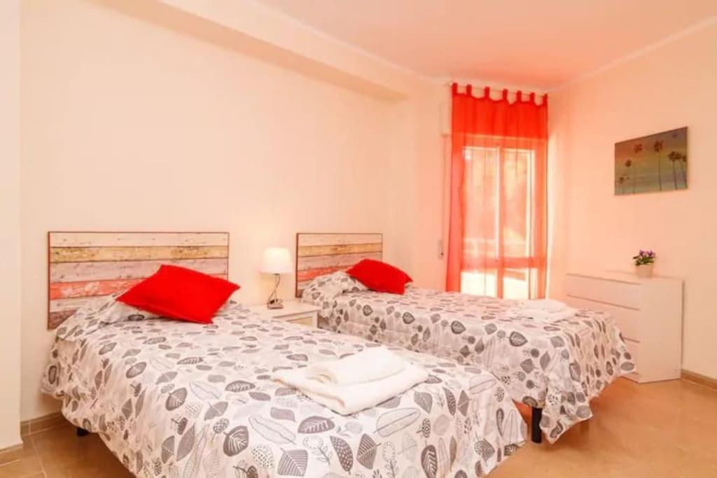 Piso Precioso Con Vistas Al Mar. Apartment Nerja Luaran gambar